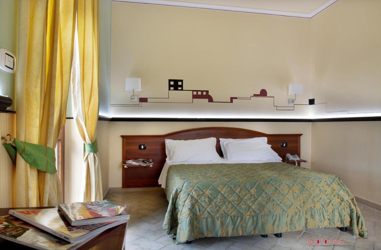 Hotel Villa Degli Angeli Castel Gandolfo Eksteriør bilde